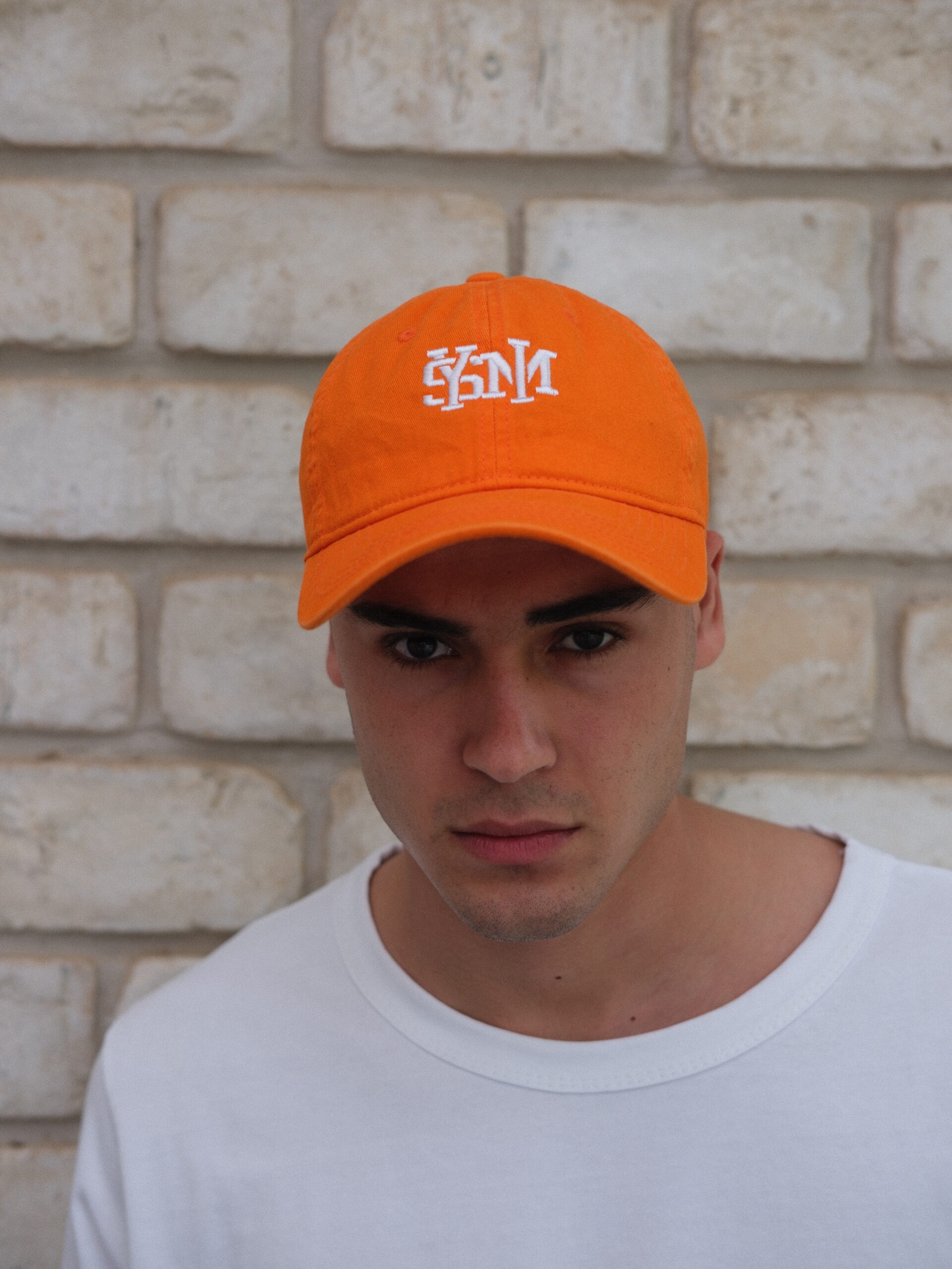 ORANGE HAT