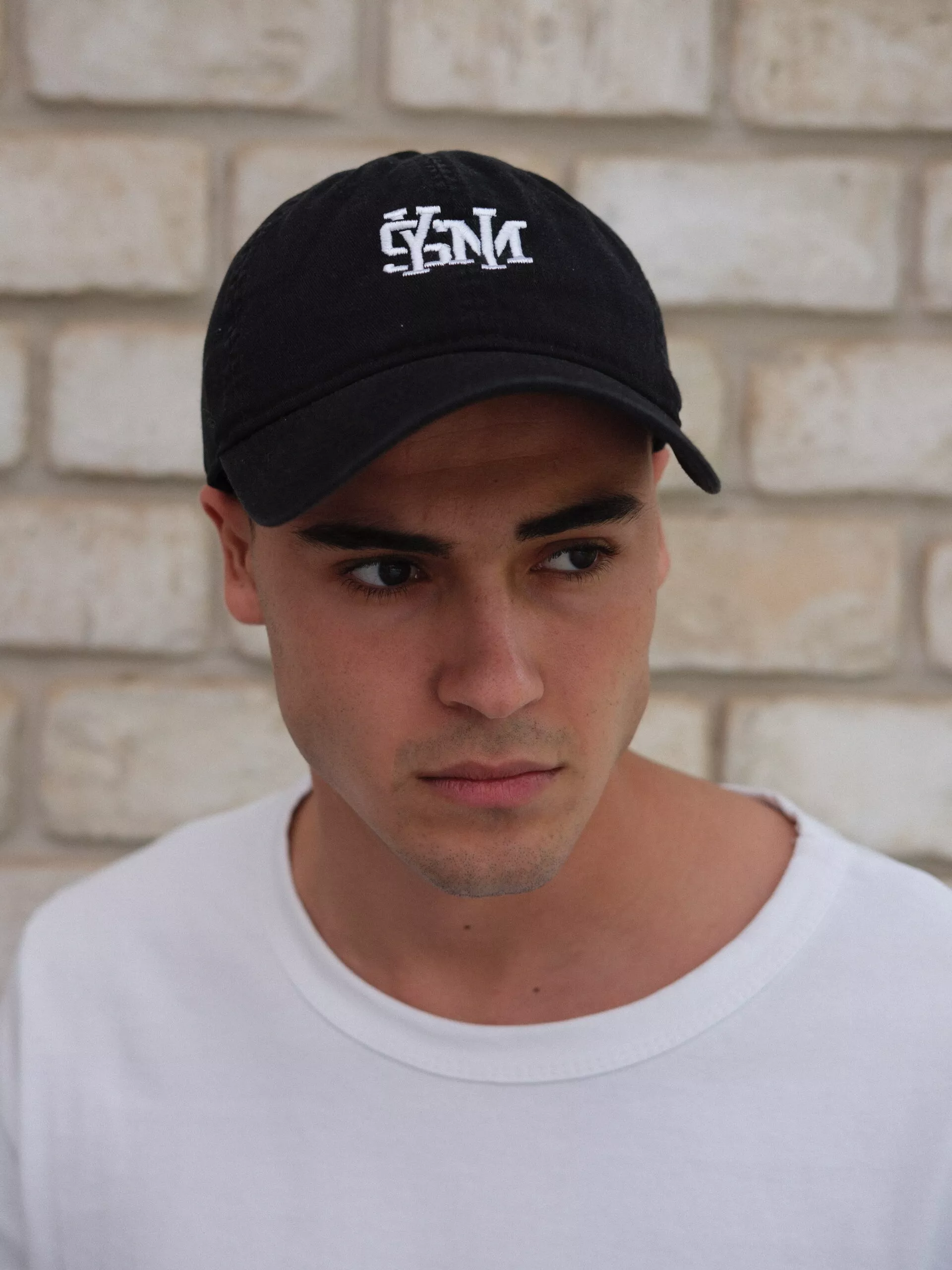 BLACK HAT